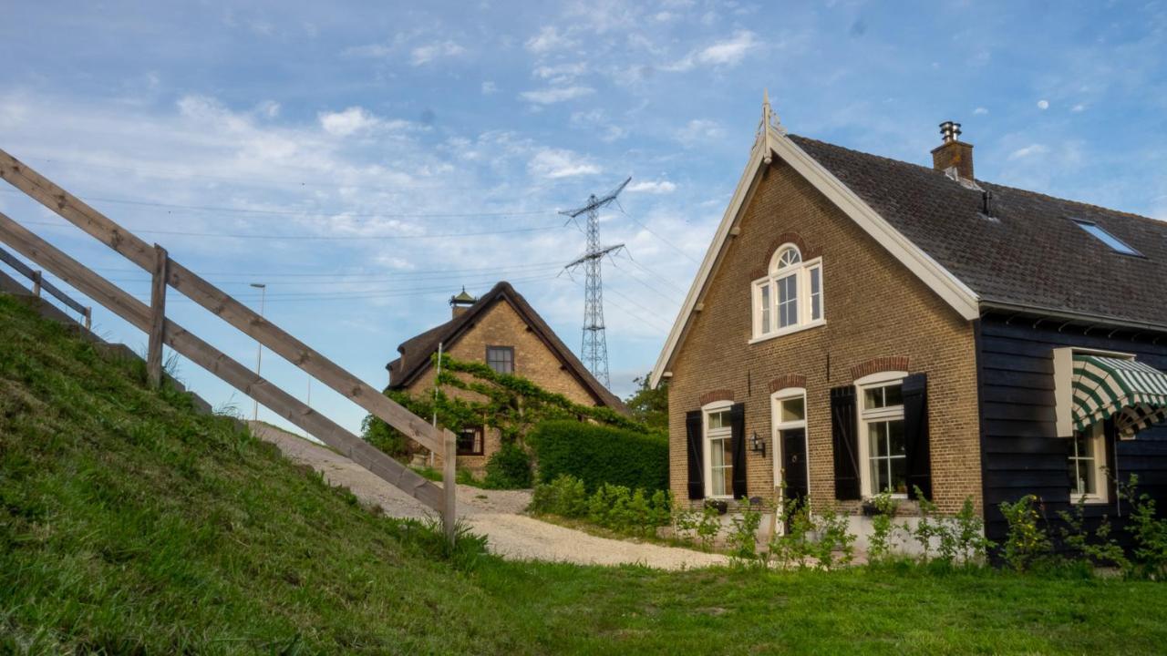 Voorhuis Aan De Lek Bed & Breakfast Nieuw-Lekkerland Bagian luar foto