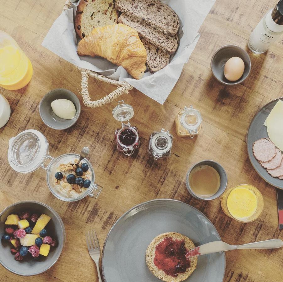 Voorhuis Aan De Lek Bed & Breakfast Nieuw-Lekkerland Bagian luar foto